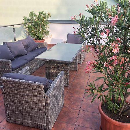 גיולה Castellum Apartmanhaz מראה חיצוני תמונה