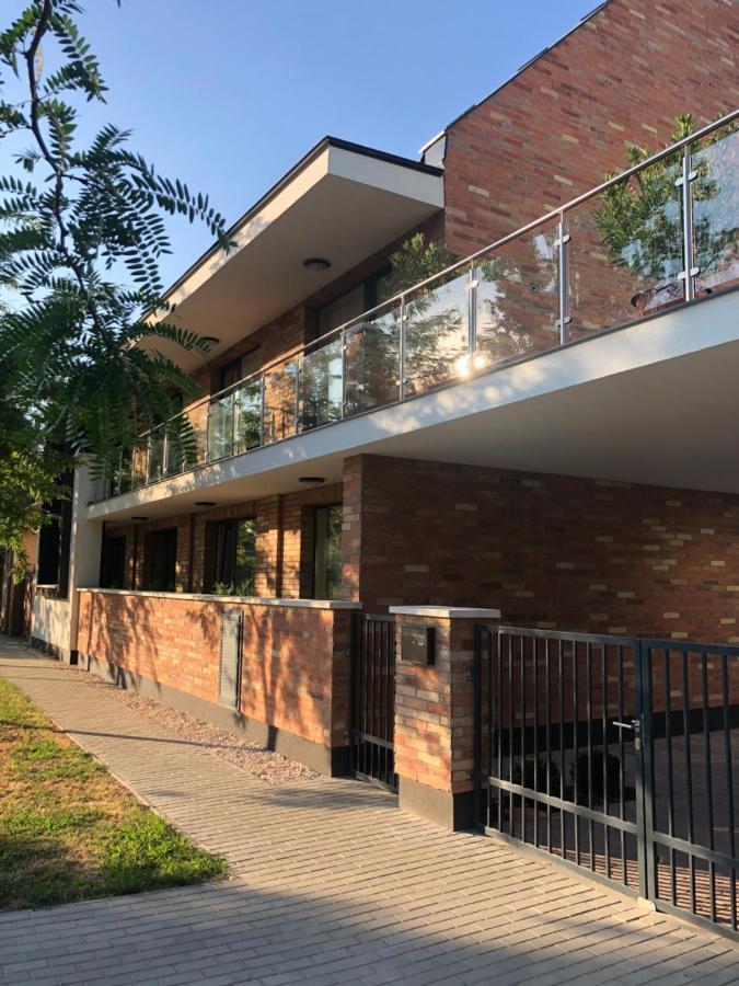גיולה Castellum Apartmanhaz מראה חיצוני תמונה